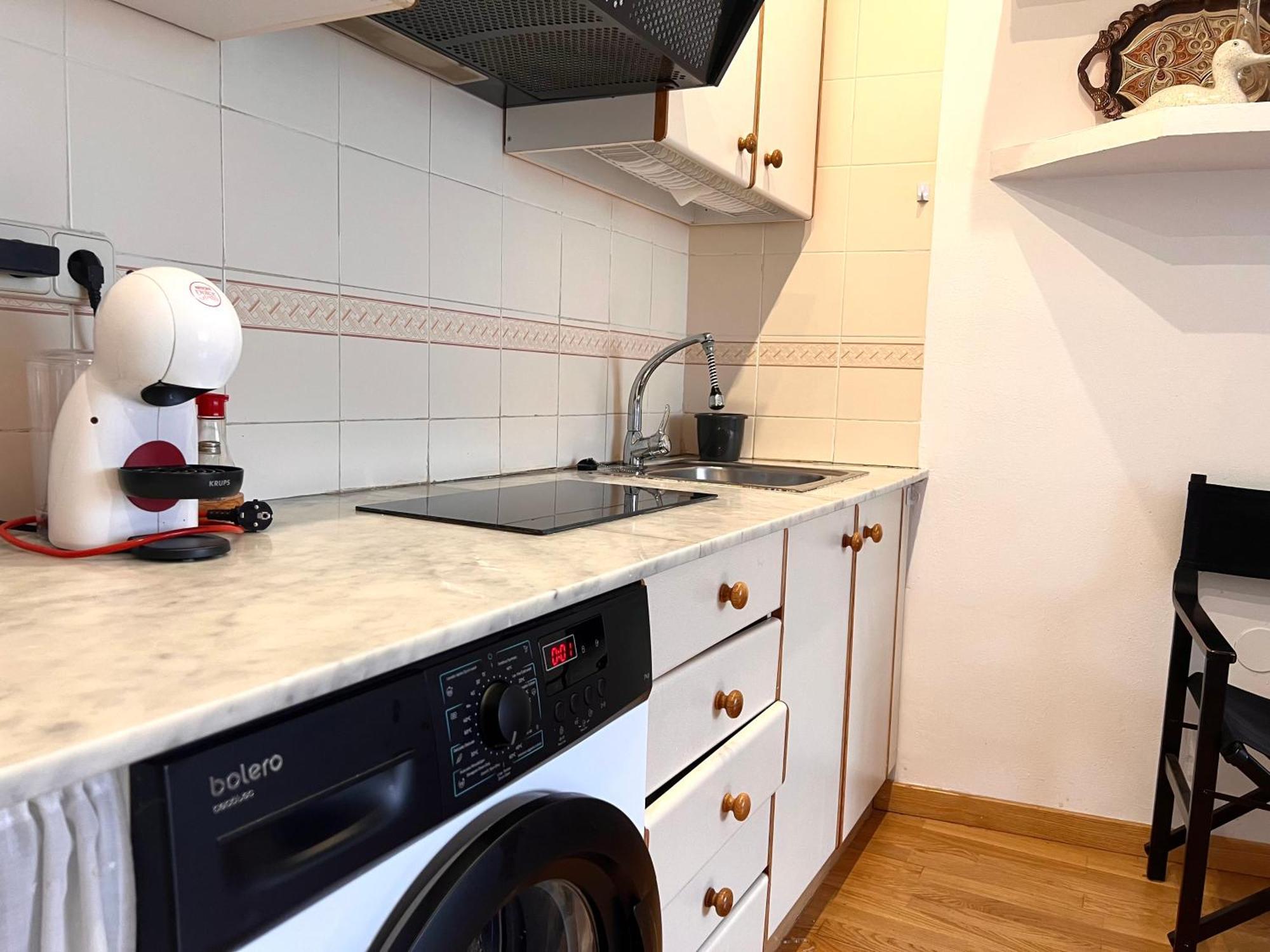 Apartamento Centrico Con Parking - L'Amfitriona 里亚尔普 外观 照片